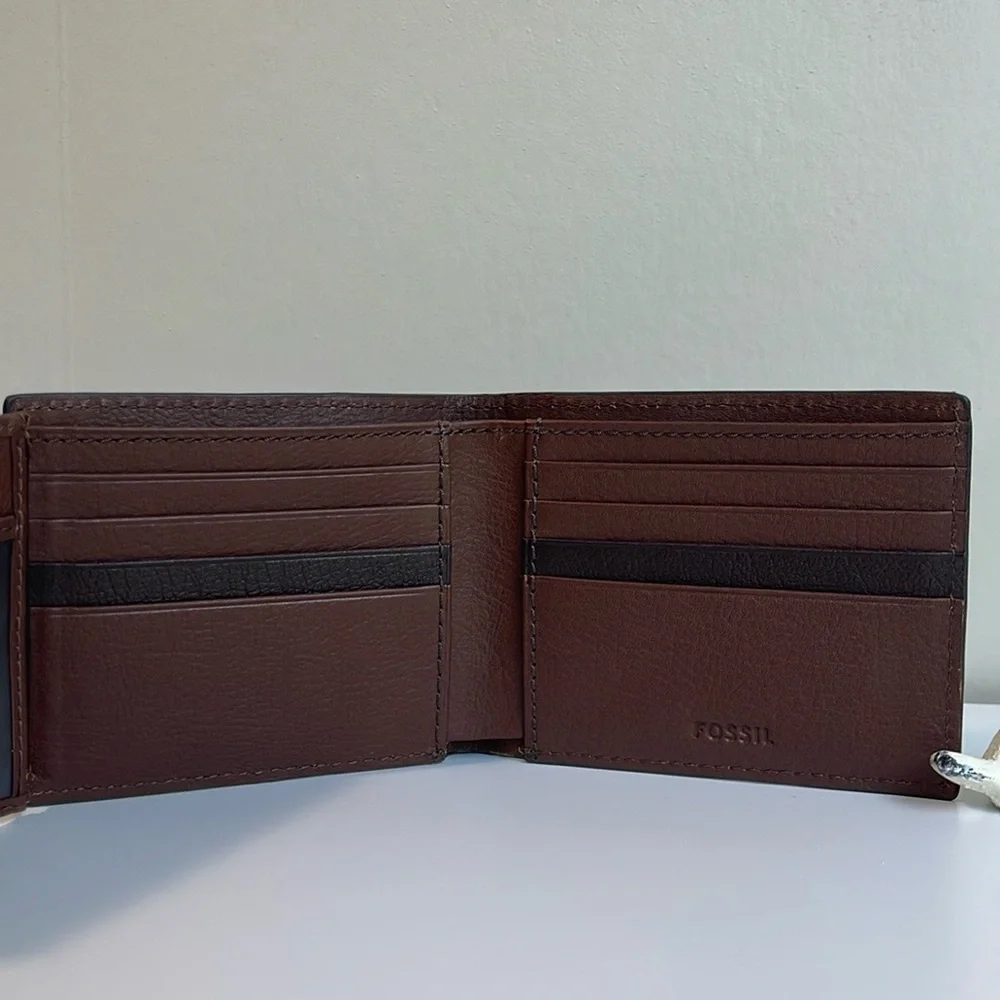 Fossil 🗝️ Men’s Genuine Leather Wallet